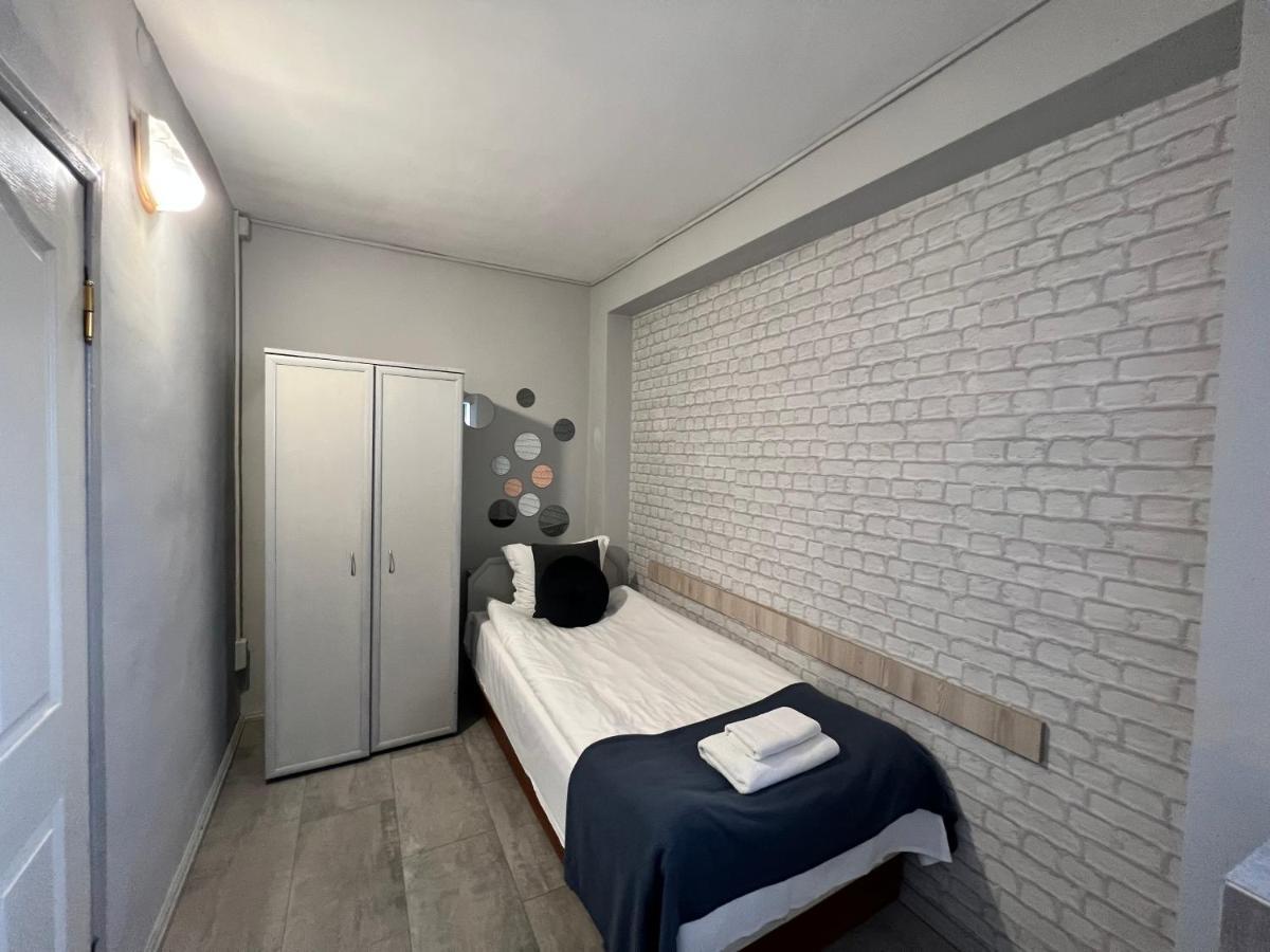 Family Hotel Central Sjumen Eksteriør bilde